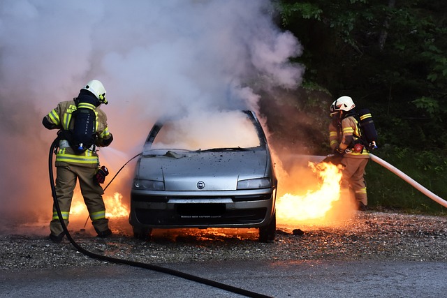 自動車の火災事故